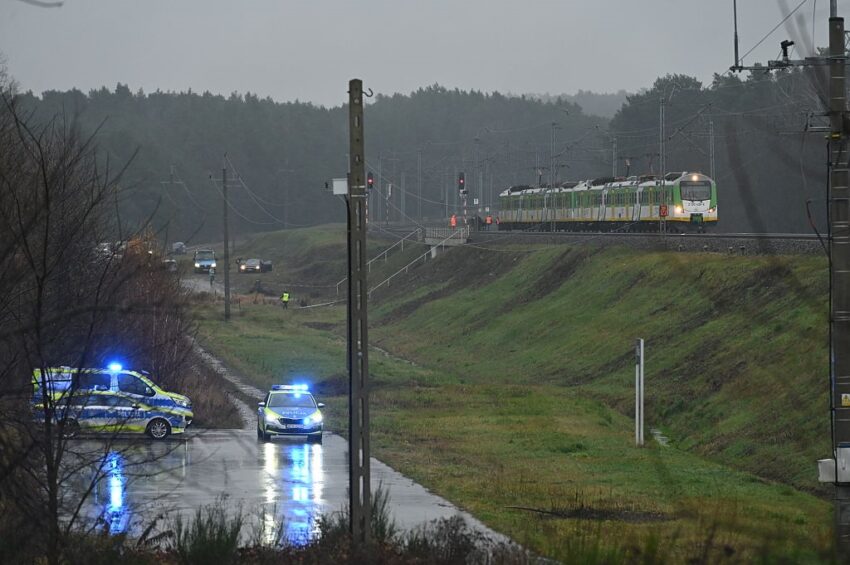 Новини світу - ЗМІ дізнались імена підозрюваних у диверсії на залізниці у Польщі