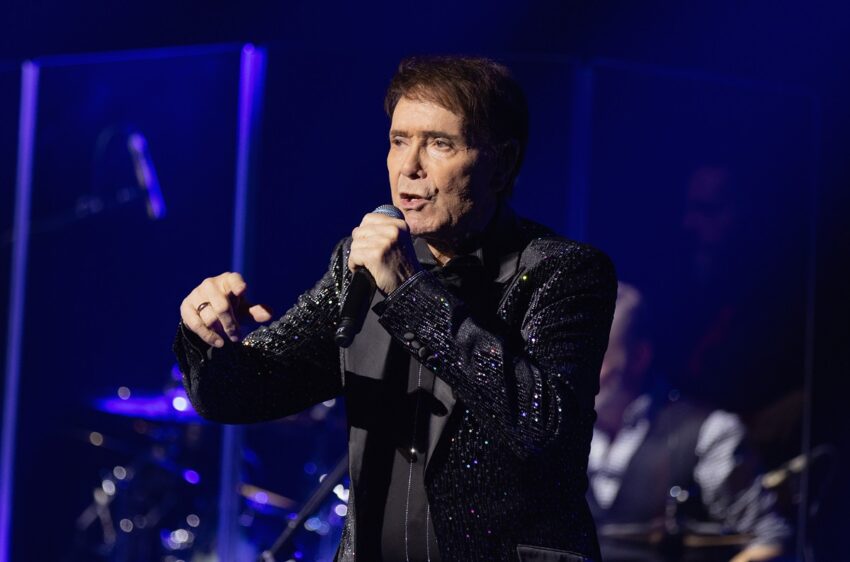 Новини культури - Кліфф Річард уперше зізнався, що таємно лікувався від раку простати