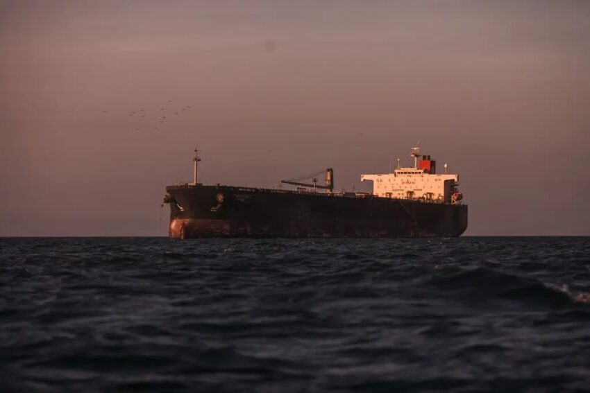 Новини світу - Погрози Трампа: Венесуела вивела в море військові кораблі