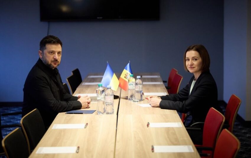 Новини України - Зеленський і Санду провели переговори у Гаазі