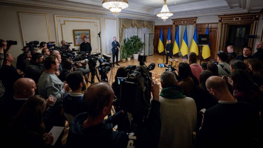 Брифінг Володимира Зеленського для ЗМІ: дипломатичний трек і внутрішнє перезавантаження